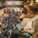 (주)상호산업 | 오프라인 경제 vs 온라인 경제: 디지털 전환이 산업에 미치는 영향