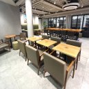 도산로 | 신사동 대형 카페 탐앤탐스 도산로점 테이크아웃