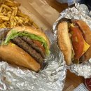 김종수농장 | [서울] 서울역 '파이브가이즈' 다녀온 후기(피넛버터 쉐이크 jmt/리틀 절대 안작음/웨이팅)