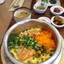 파리바게뜨문정 | 줄서서 먹는 문정역 맛집 점심 고메무이 연어솥밥이랑 들기름버섯솥밥 맛본 후기