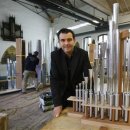 Insight: The Mittelstand - one German product that may not be exportable-로이터11/16:독일 경제,산업의 중심 축 Mittelstand(중소기업) 저력의 전통과 실체 이미지