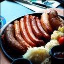 옥토버하우스 이미지