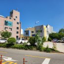 신길초등학교 정문 앞 이미지