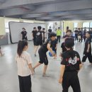 위풍당당 검무관 이미지