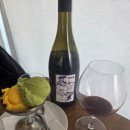 엠블라 | 제주 신촌의 잔잔한 정취와 너무나도 잘 어울리는 공간, **엠블라(EMBLA)**