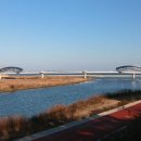 남대천보행교 이미지