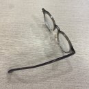 안경나라봉명점 | 넌 아직도 그러고 사니 ? - 응 .. 이러고 살어 ..