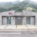 공영주차장 공중화장실 이미지