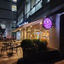 여의도SK증권빌딩점 커피빈과 넓은 1층 로비