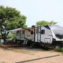 홀리데이캠핑파크 이미지
