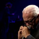 하모니카 (연주자) 이미지