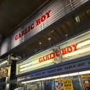 한국수어(기초) 배우기 | 2월의 키워드: 갈릭보이, 회사 내 독서모임, 수어교실 신청, 여행 준비, 먼저 온 미래.