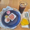 여유만만 | ​[천안 빵지순례] 뚜쥬르 돌가마점 ‘한끼세트’ 솔직 후기: 의외로 여유만만? 주말 한정판의 진실