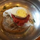 육쌈냉면 이미지