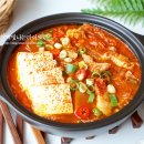 돼지집 김치찌개 이미지