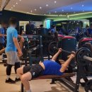 육체미 첨단점 이미지