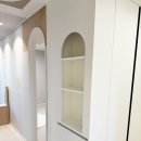 중동 푸르지오2차 주변 | 펜타힐즈푸르지오2차 아치형 게이트·수납장 인테리어필름 시공 후기