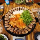 무쇠김치삼겹 - 평택시 고덕여염16길 69 | 무쇠김치삼겹