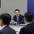 우주건설중기 이미지
