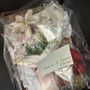 포코 아 포코 | 웨딩 스튜디오 촬영] 포코아포코 플레르 조화부케(야외 로드씬 촬영) 온라인 대여 및 반납 솔직 후기