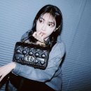 명품 브랜드가 픽한 홍수주 “DIOR JOLIE BAG” 이미지