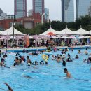 그냥 심심해서요. (39898) 수영장 올해 마지막 물놀이 이미지