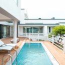 사슴은 꽃이었다 이미지