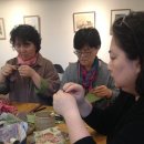 바느질을 하다 이미지