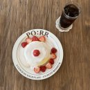 너무 이쁜 건대 애견동반 카페인데 수플레 맛집..?🩵(포르르 루프탑/ 딸기수플레후기)