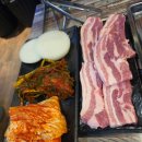 큰손생삼겹살 - 양천구 곰달래로5길 31 | 🔥 병점 꼬기 방문 후기 (생삼겹살 + 간장제육 + 열무김치말이국수)