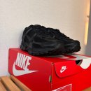 1358 | [소비리뷰] 발이 편한 운동화 나이키 줌 보메로5 블랙 내돈내산 후기