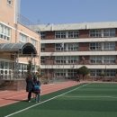 무학초등학교 운동장 이미지