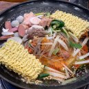 펌)의정부 ‘오뎅식당’ 외, 진한 국물과 푸짐한 건더기, 전국 부대찌개 맛집 5곳(문현정 에디터 님의 스토리) 이미지