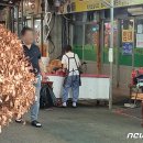 가게 앞 도마서 '개고기 손질'…대구 칠성개시장 식당에 손님 '바글바글' 이미지