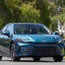 명성오토테크 | 토요타 캠리 50대 하이브리드, 연비 20km/L 넘는 현실? 상세 분석