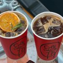 테라스카페마켓 | [용산] 용리단길 치즈케이크 맛집 | 테라스 감성카페 ‘카페슈스’ 후기