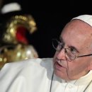 17/06/10 Poverty requires action, not empty words, pope says - Pontiff speaks out against growing problem in message to mark first World Day of the Po 이미지