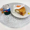 [삼각지 카페] 용산역대형카페 서울앵무새 서울놀거리 용산역카페