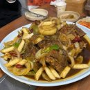 24시 뼈다귀감자탕 건너편(2) | 회기역 맛집 고황24시뼈다귀감자탕해장국 뼈찜 '대'사이즈 4인분 후기