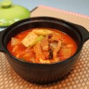 대박식당처럼 끝내주는 김치찌개 끓이는 법 이미지