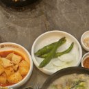 꿀꿀진순대 암사역점