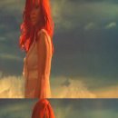 [국외연예인]Rihanna - California King Bed MV ,Reb'l Fleur 240*400 이미지