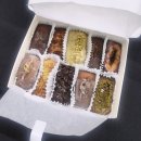 돈부리청년 | 띄어쓰기를하지않는이유는너를향한내마음이여백없이빽빽해서야