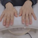 배곧 네일아트 &lt;리브인네일&gt;::은은한 크리스마스 트리 네일 만족한 후기