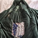 프랭크버거 신촌서강대점 | 프랭크버거 진격의거인 조사병단 망토담요팩 콜라보 리바이 키링 오픈런 성공 후기 | 신촌서강대점