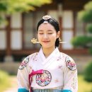 평온한 여운과 화사한 자태 이미지
