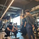 3달 전, 입사 고민하신분은 타센터갔다가 다시 면접 요청하셨고, 도전하신 분은 입사 3개월만에 안정적으로 높은 급여받고 계십니다 이미지