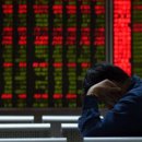 중국 5000주 폭락, 투자자들 "바이거이 동생이 헛거래 했다" 자조 이미지
