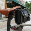 Yellow Velo 안장가방. 이미지