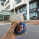 동방만두집 | 춘절 상해여행 3일차] 루이싱커피 따룬파 난징동루 동방명주야경 |대호춘 미슐랭 만두 게살국수 와이탄야경